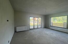 Casa cuplata, 115 mp , 223 mp teren, semifinisata, zona Tauti 