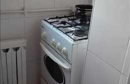 Garsoniera 27 mp, etaj intermediar, zona strazii Louis Pasteur