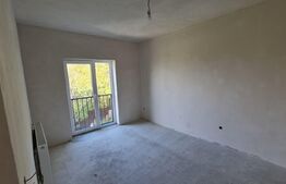 Unitate din duplex cu 140 mp utili si 250 mp teren