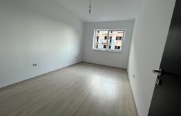 Apartament de 3 camere, 73mp, decomandat, Sanpetru