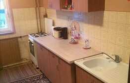 Apartament 3 camere, 67 mp, decomandat, garaj, boxa, zona Profi