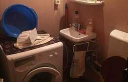 Apartament 3 camere, 67 mp, decomandat, garaj, boxa, zona Profi