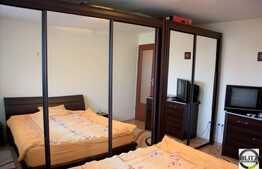 Vanzare apartament cu 3 camere, 60 mp, decomandat