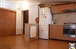 Vanzare apartament cu 3 camere, 60 mp, decomandat