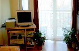 Vanzare apartament cu 3 camere, 60 mp, decomandat