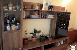 Vanzare apartament cu 3 camere, 60 mp, decomandat