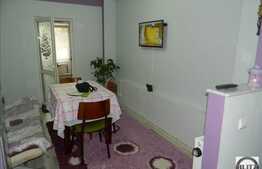 Vanzare 3 camere, decomandat, 67 mp utili, zona Dambovitei, renovat, cu boxa