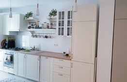 Apartament 2 camere, ultrafinisat, 57 mp, decomandat, parcare, zona Eroilor