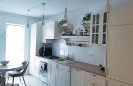 Apartament 2 camere, ultrafinisat, 57 mp, decomandat, parcare, zona Eroilor