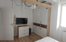 Apartament modern de 3 camere, mobilat si utilat, 3 parcari, lift, zona Terra