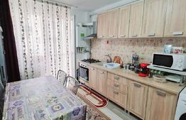 Apartamet semidecomandat de 2 camere, parcare, lift, zona Terra