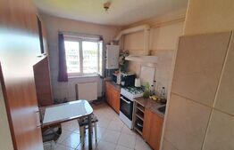 Apartament 3 camere, 75 mp, etaj intermediar, zona Judetean