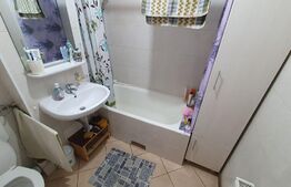 Apartament 3 camere, 75 mp, etaj intermediar, zona Judetean