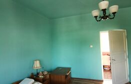 Apartament la casa, 2 camere, 70 mp, teren 216 mp, Faget