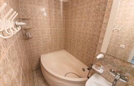 Apartament 3 camere, etaj intermediar, zona Mc Donalds