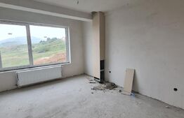 Apartament semifinisat, 2 camere, parcare, zona Teilor