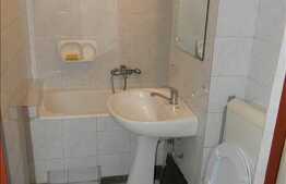 Inchiriere 2 camere semidecomandate, etaj intermediar zona USAMV. Loc de parcare