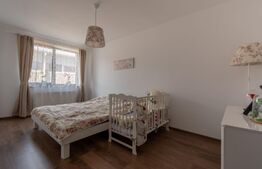 Apartament 3 camere, 68 mp, gradina 49 mp, zona Vivo