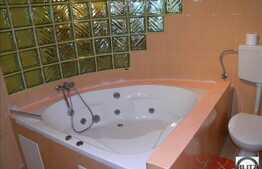 Inchiriere 3 camere, 75 mp, imobil nou, mobilat modern. Loc de parcare inclus!