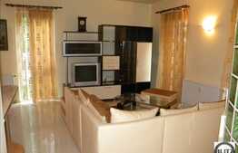 Inchiriere 3 camere, 75 mp, imobil nou, mobilat modern. Loc de parcare inclus!