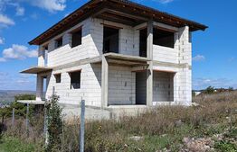 Oportunitate! Casa individuala 240 mp, teren 500 mp, Dezmir