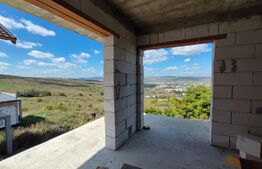 Oportunitate! Casa individuala 240 mp, teren 500 mp, Dezmir