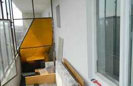 De vanzare 2 camere, 46 mp, zona Complex Mercur