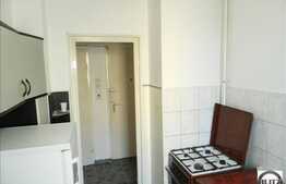 De vanzare 2 camere, 46 mp, zona Complex Mercur