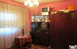 Apartament 3 camere, 67 mp, decomandat, garaj, boxa, zona Profi