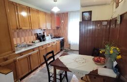 Apartament de 3 camere, 63 mp, Boxa, parcare, decomandat, 2 bai, zona Cipariu