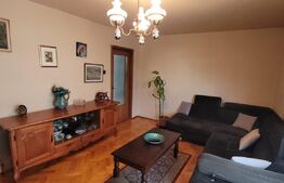 Apartament de 3 camere, 63 mp, Boxa, parcare, decomandat, 2 bai, zona Cipariu