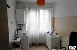 Vanzare 2 camere, 50 mp utili, zona Facultatea de Litere, cu parcare, A.C!