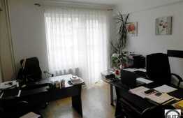 Vanzare 2 camere, 50 mp utili, zona Facultatea de Litere, cu parcare, A.C!