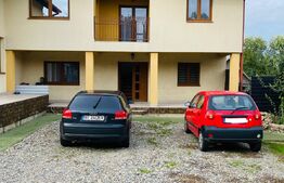 Casa, 130 mp, 6 parcari, zona strazii Calea Turzii