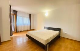 Casa, 130 mp, 6 parcari, zona strazii Calea Turzii