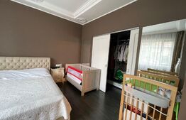 Apartament 3 camere, situat intr-un imobil tip villa, zona Parcului Central