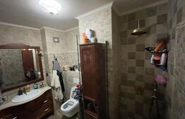 Apartament de 3 camere, 85 mp, garaj, zona Riviera Luxury Residence