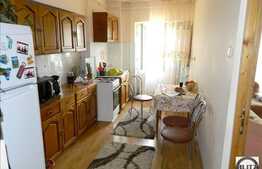 3 camere, decomandat, 64 mp utili, mobilat partial, zona strazii Aurel Vlaicu