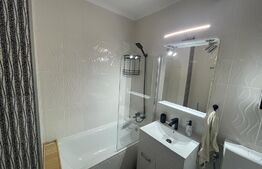 Apartament de 3 camere, lux, 60 mp, parcare, zona Al Vlahuta