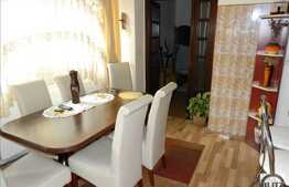 2 camere, 68 mp, curte, posibilitate mansardare, boxa la subsol, zona P-ta 1 Mai