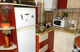 2 camere, 68 mp, curte, posibilitate mansardare, boxa la subsol, zona P-ta 1 Mai