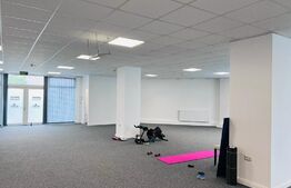 Spatiu de birou/comercial, 200 mp, parter, zona Clujana