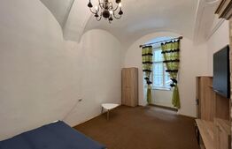 Apartament de 2 camere, 55mp, decomandat, zona Ultracentrala