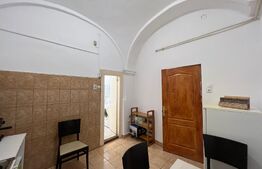 Apartament de 2 camere, 55mp, decomandat, zona Ultracentrala