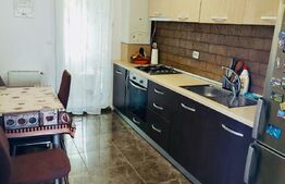 Apartament decomandat, 2 camere, etaj 1, parcare, zona Porii  