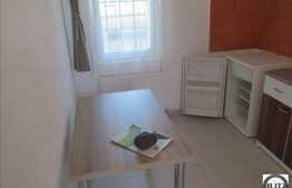 Inchiriere 1 camera, 27 mp utili, demisol, zona strazii Decebal!