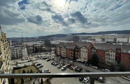 Apartament 3 camere, 88 mp, etaj intermediar, Zona Petrom