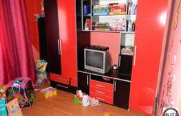 Vanzare apartament 3 camere, decomandat, 64 mp, 1 garaj, zona strazii Dunarii!