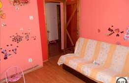 Vanzare apartament 3 camere, decomandat, 64 mp, 1 garaj, zona strazii Dunarii!