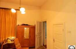 Apartament in imobil tip casa, zona strazii Horea, cota parte gradina